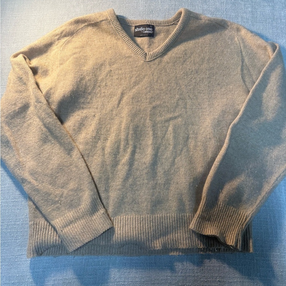 Studio One Men's V-Neck Sweater in Light Tan